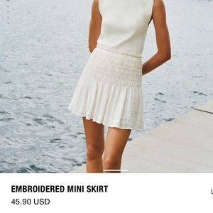 NWT Zara White mini skirt